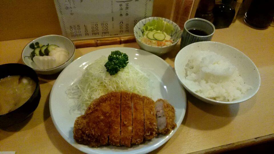 Roast pork cutlet set meal at Ikegami Enraku