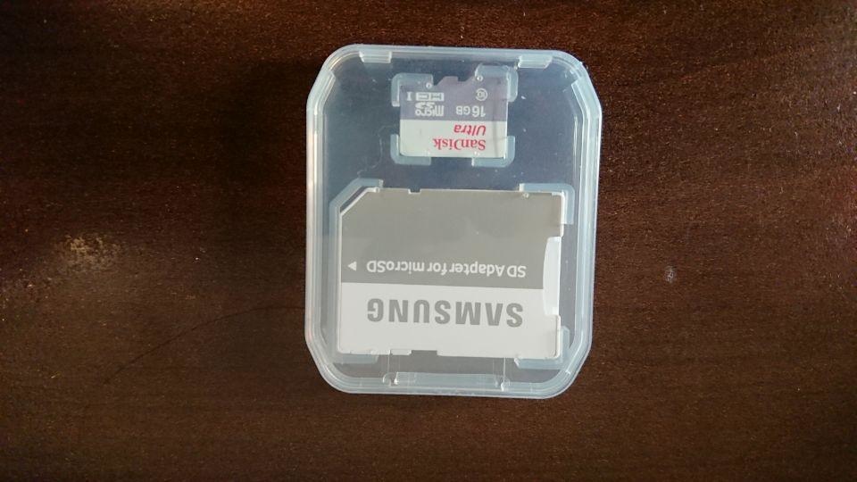 MicroSDカード＋SDアダプタ