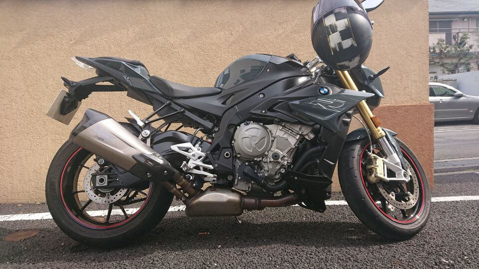 BMW S1000R