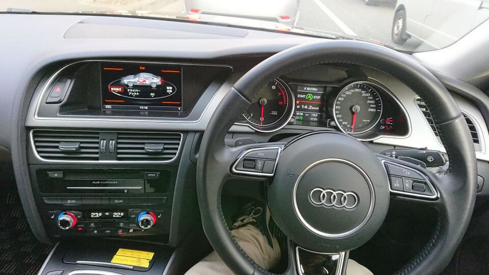 AUDI A5 2.0T quattro